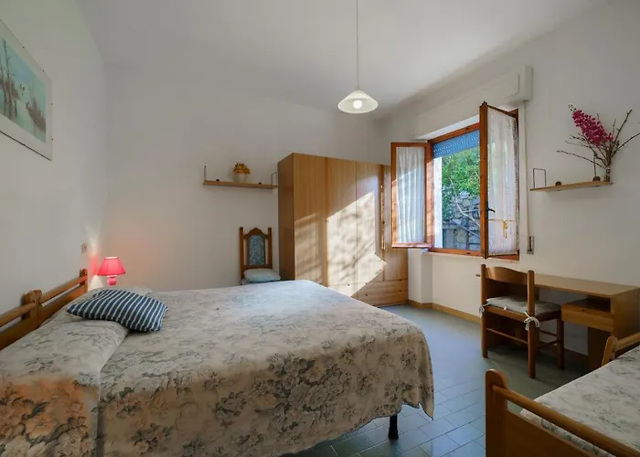 La Posta - Goelba * Pomonte